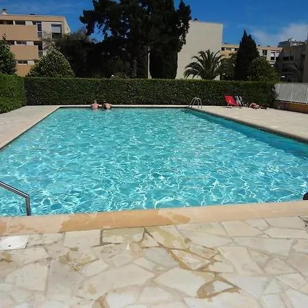 T3 Classe 3 * Vue Parking 100 M Plage/ville Apartment *